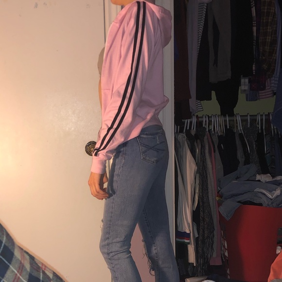 🎉2/$25 light pink striped sweater - Picture 3 of 6